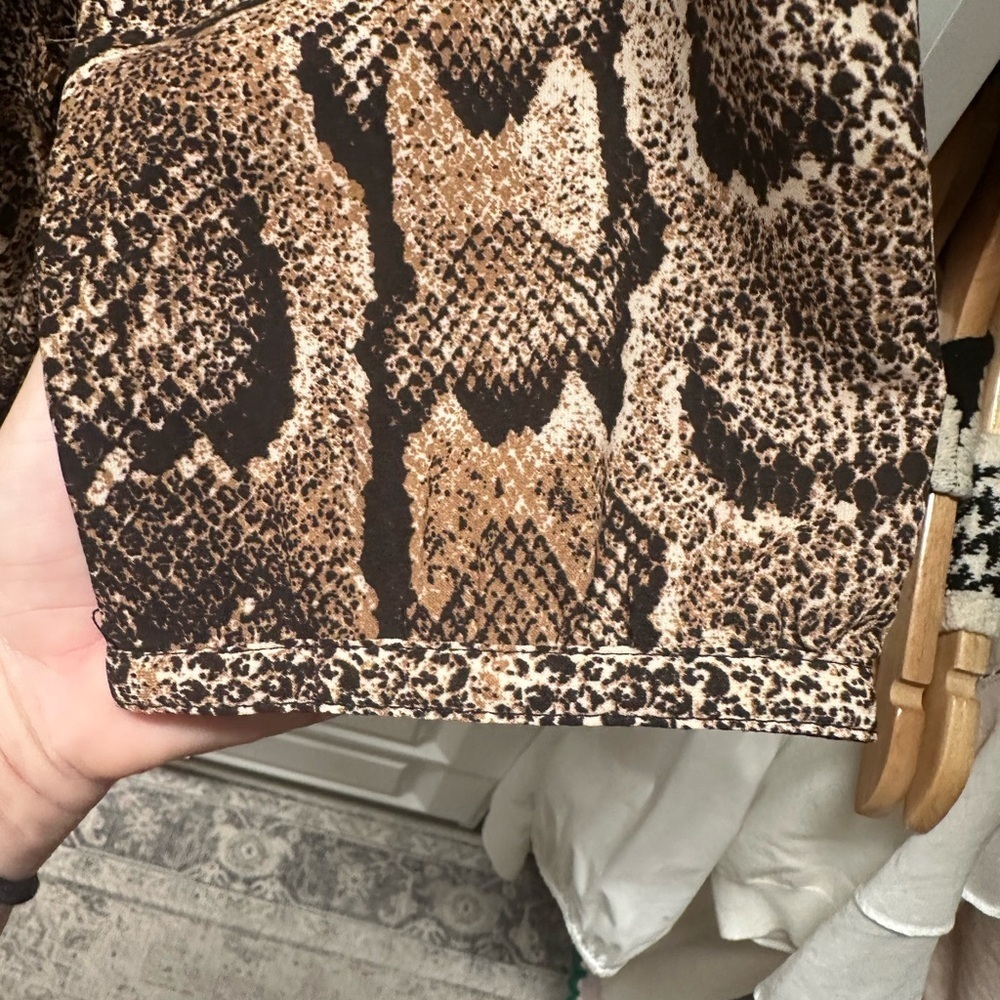 H&M Snake Print Dress with Tie Waist - Picture 4 of 6